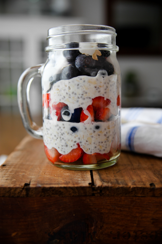 Overnight Oats Container Insulated Yogurt Container With Topping