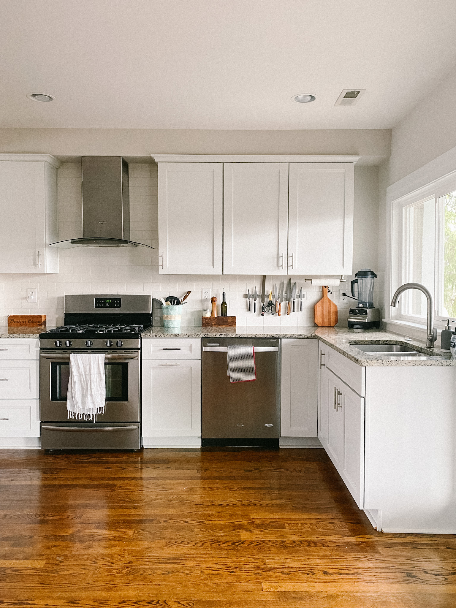 4 Simple Steps to Clutter-Free Kitchen Counters - Clean Mama