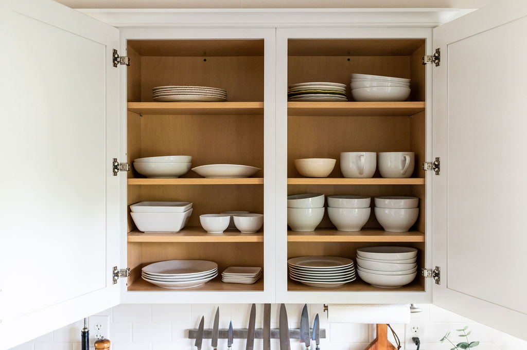 Moving into a New Home? How to Set Up Your Kitchen - Organized 31